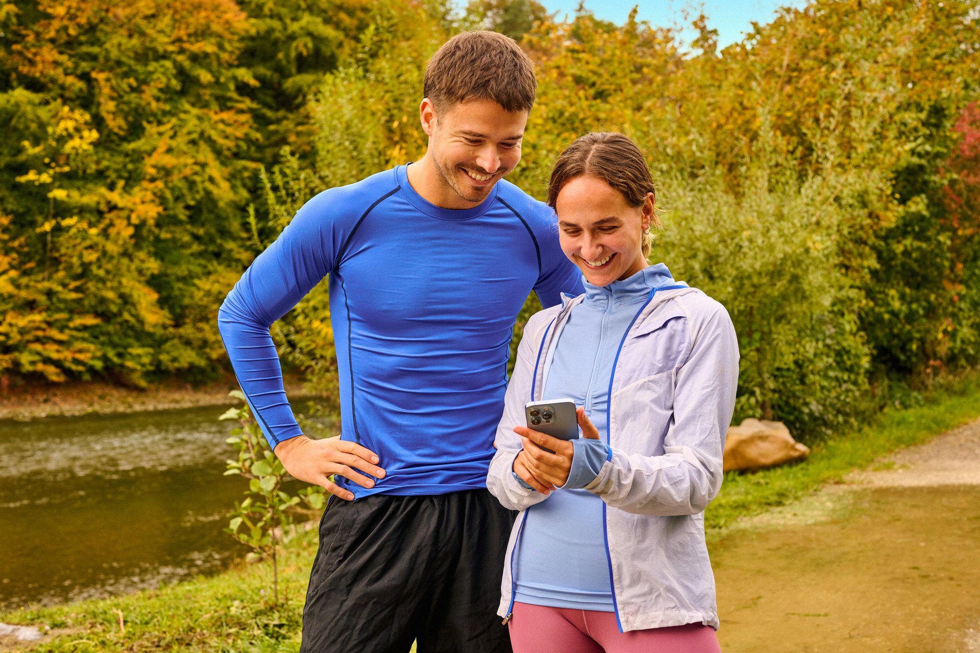 Liebespaar am Glace essen